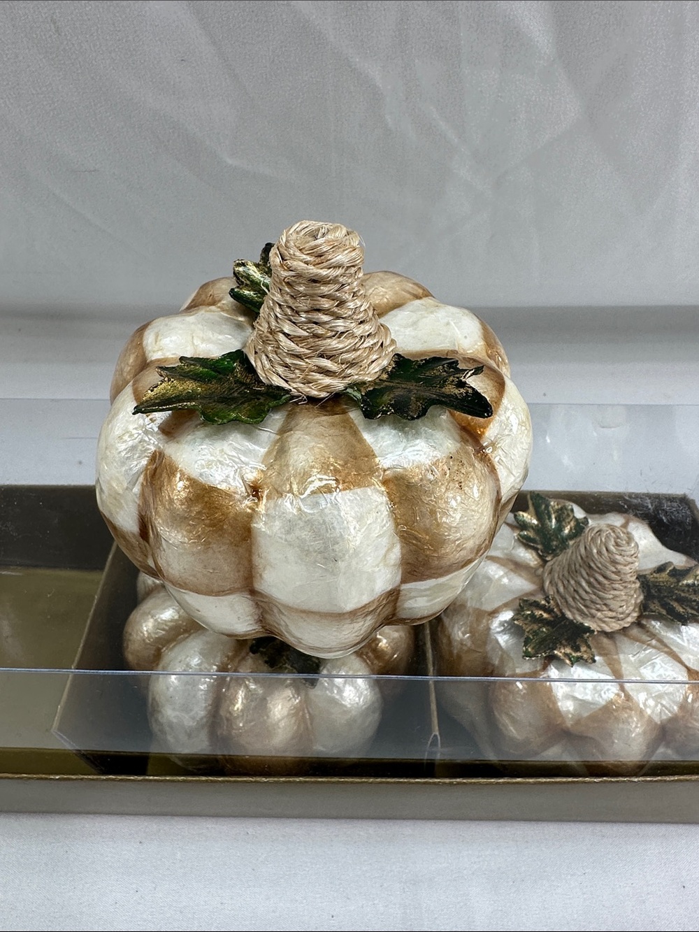New MacKenzie-Childs Mocha Capiz Pumpkins Set Of 3 Halloween - Picture 2 of 6